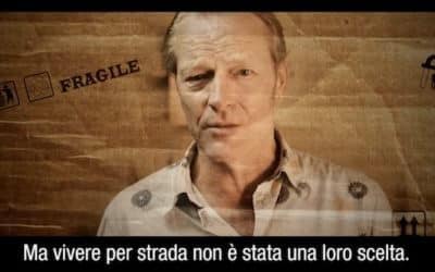 Iain Glen è con #HomelessZero